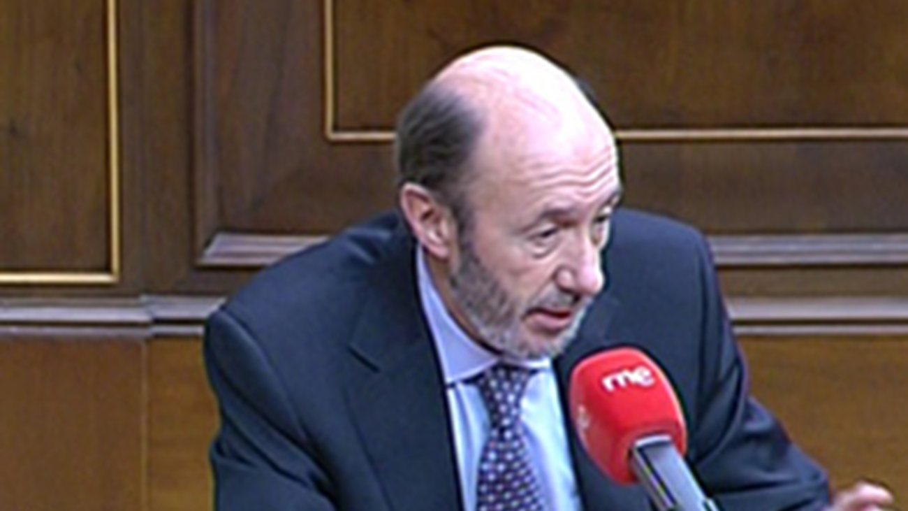 Rubalcaba: "A los controladores no les puede salir gratis lo ocurrido"