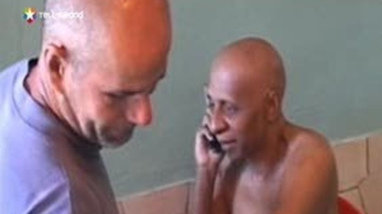 Fariñas sigue sin recibir respuesta sobre permiso de viaje por premio Sájarov