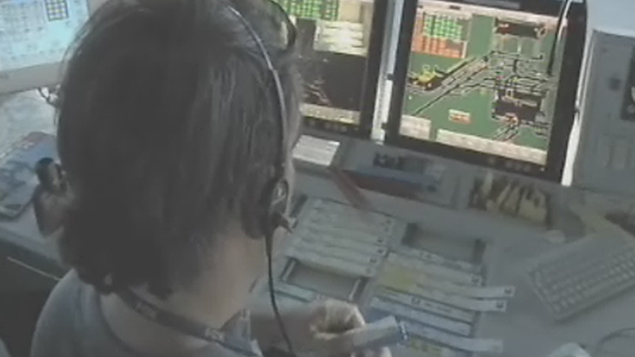 El 85% de los controladores aéreos firma una carta que garantiza el servicio