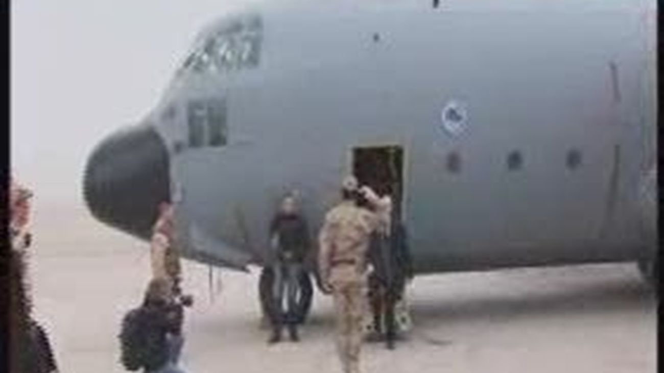 Rubalcaba visita Afganistán para apoyar a las tropas españolas