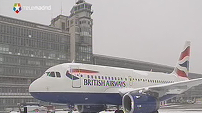 Caos en los aeropuertos europeos por culpa de la nieve