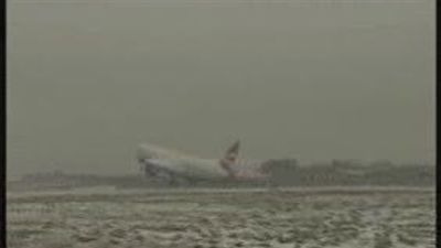 El temporal da una tregua a los aeropuertos europeos