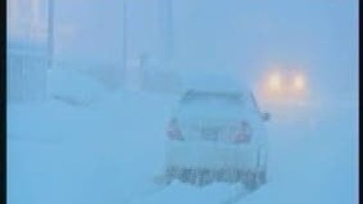 La costa este de EEUU paralizada tras el paso de un fuerte temporal de nieve