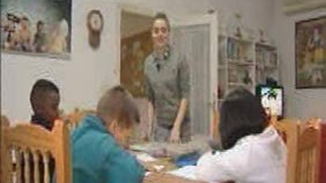 La red de atención temprana de menores de la Comunidad  se duplica hasta las 2.300 plazas