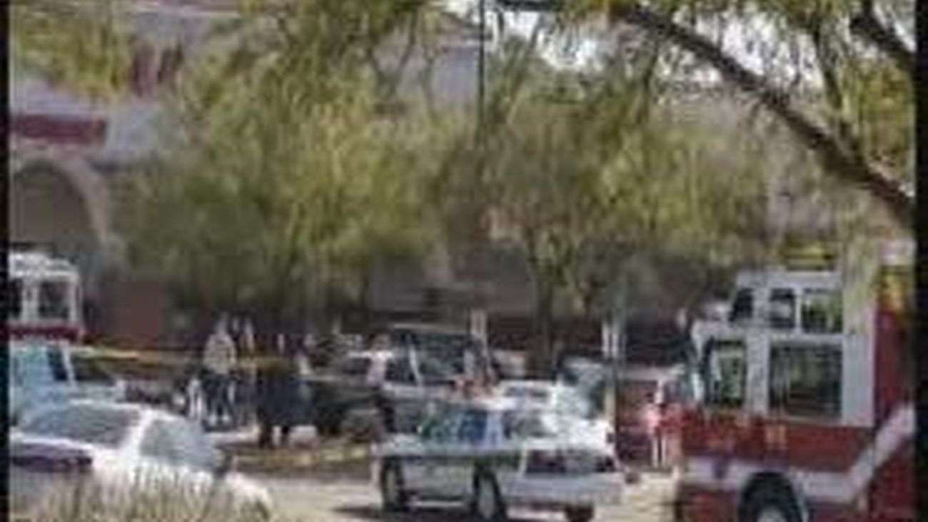 La Policía del estado de Arizona busca a un segundo implicado en el tiroteo de Tucson