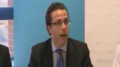 Fernández-Lasquetty visita la unidad de Epilepsia Refractaria del hospital de la Princesa