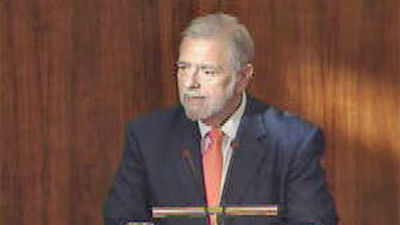 El gobierno de Madrid expresa su "cariño" a la Policía