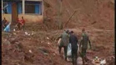 Suben a 676 los muertos por las lluvias en Brasil mientras siguen las tareas de rescate