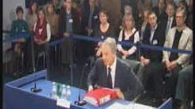 Blair se comprometió con Bush a hacer lo necesario en Irak para desarmar a Sadam Hussein