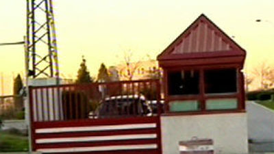 Presos de Valdemoro recitarán poemas por teléfono a quien lo solicite