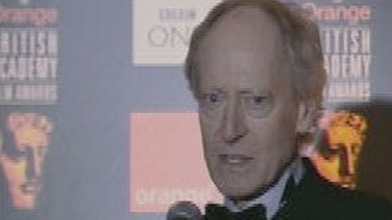 Muere el compositor inglés John Barry, autor de  la banda sonora de las películas de James Bond