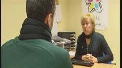 Las víctimas piden explicaciones a Rubalcaba por el traslado del etarra Lasarte