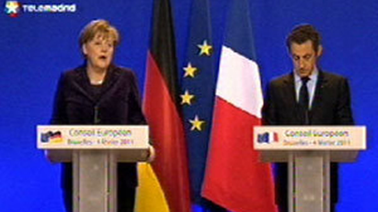 Merkel y Sarkozy "imponen" el pacto por la competitividad en la Eurozona