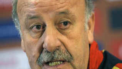 Del Bosque desea no se traslade a la selección el "pique" Barcelona-R. Madrid