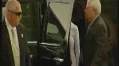 La actriz Lindsay Lohan se declara inocente del robo de un collar