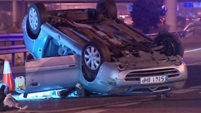Muere un hombre al salirse de la vía el coche que conducía