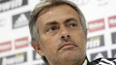 Mourinho insinúa que el Barcelona intentó fichar a Pepe