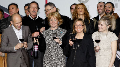 Aguirre promete "redoblar esfuerzos" en la moda como forma de crear empleo