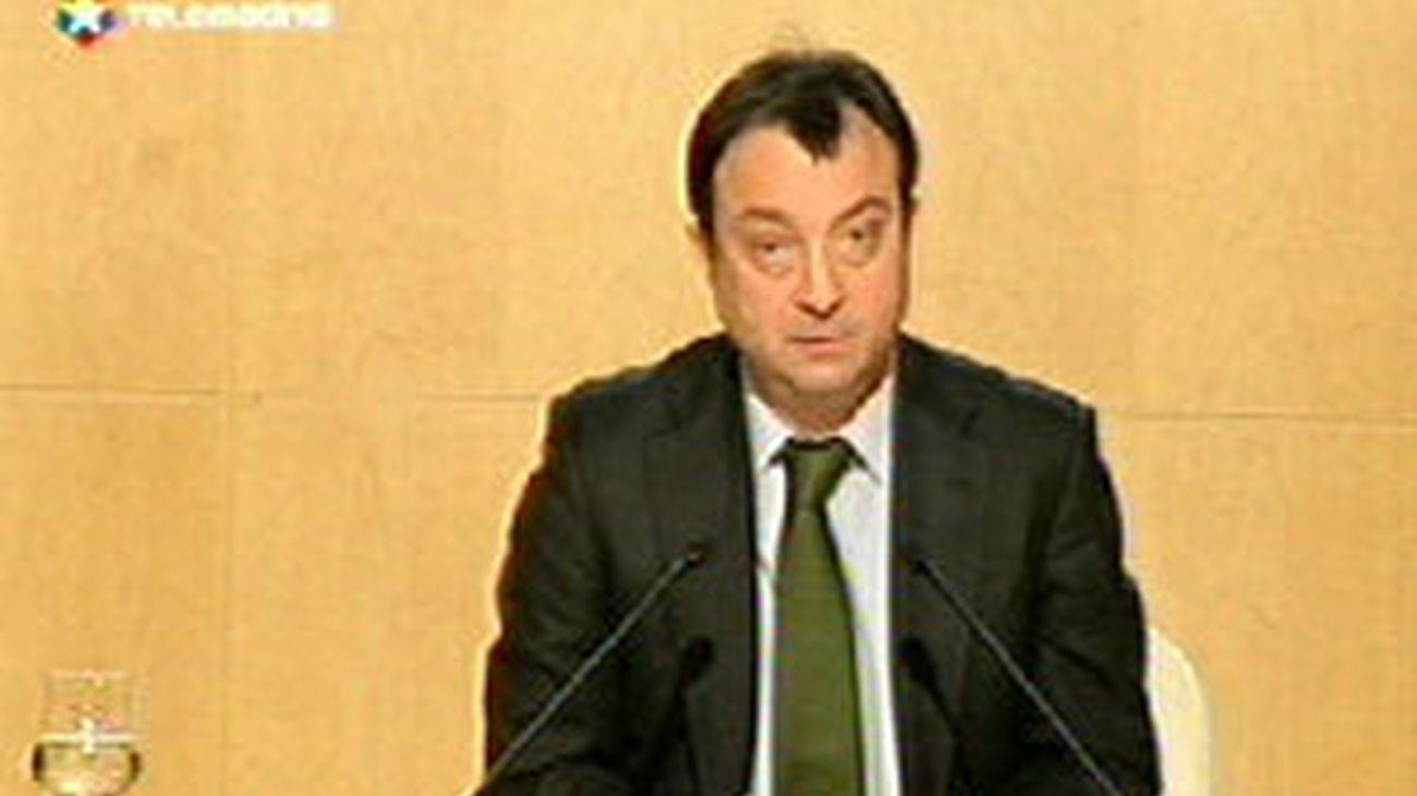 Cobo pide "coherencia" a Berzosa, por autorizar fiestas universitarias que luego "se le van de las manos"