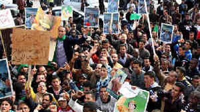 Violentos enfrentamientos en Libia con al menos una docena de muertos