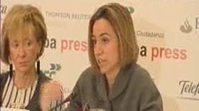 Chacón: España está lista para una presidenta y si Zapatero no repite los militantes decidirán