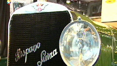 Medio millar de automóviles y motocicletas se exponen en el Salón del Vehículo Clásico