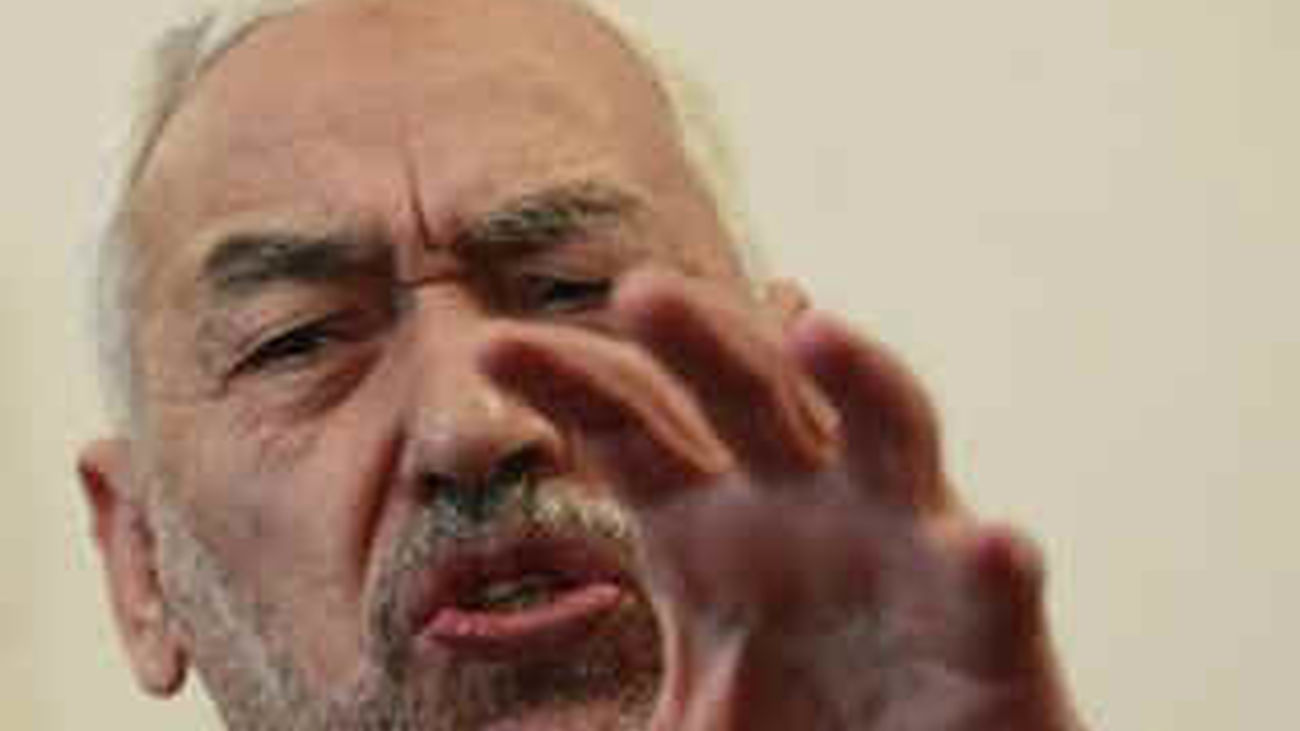 El primer ministro tunecino anuncia su dimisión