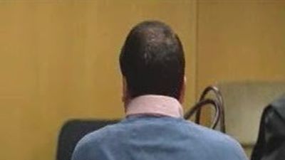 Un olvido del Tribunal retrasa el inicio de la vista del "caso Ussía"