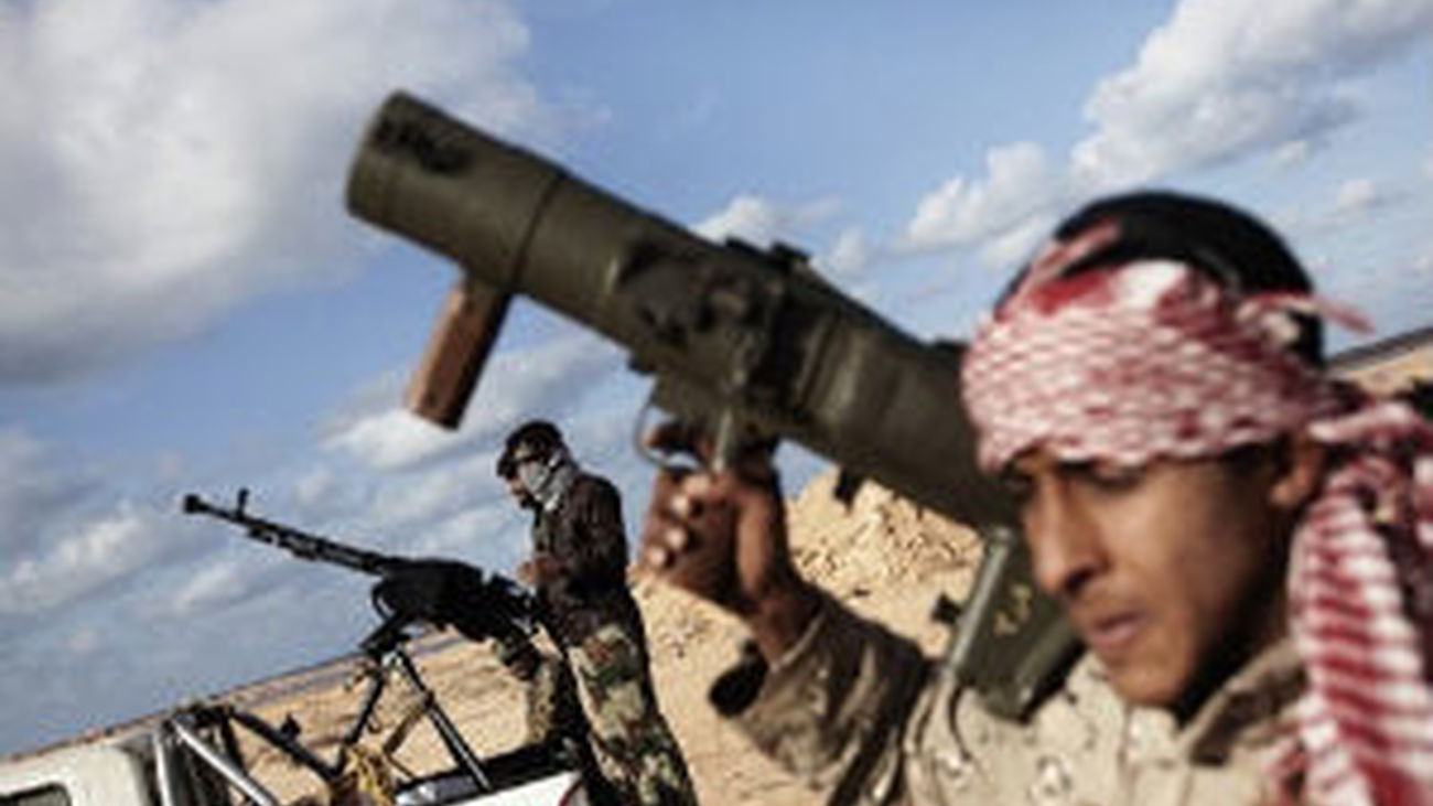 Los rebeldes defienden la terminal petrolera de Ras Lanuf