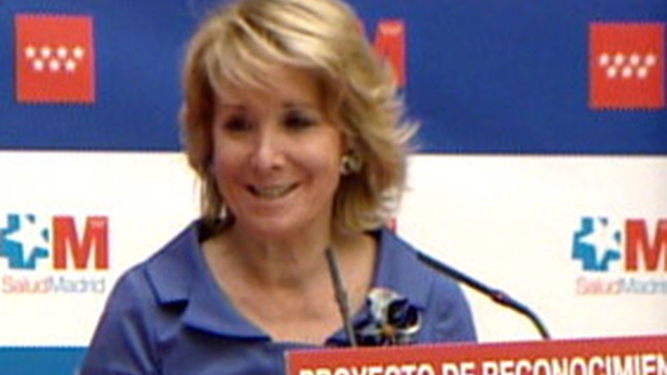 Esperanza Aguirre tras su intervención quirúrgica