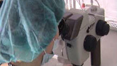 Nace en España el primer bebé libre de una  mutación que le predisponía a un tumor cancesoso