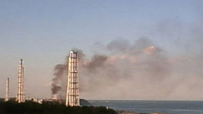 Nueva evacuación de los bomberos de Fukushima por humo negro