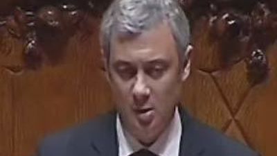 Sócrates dimite tras no salir adelante su plan anticrisis