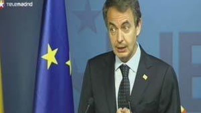 Presionado por Mekel, Zapatero anuncia nuevas reformas económicas