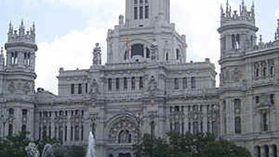 El Ayuntamiento de Madrid reducirá coches y escoltas si Interior no ve problemas de seguridad