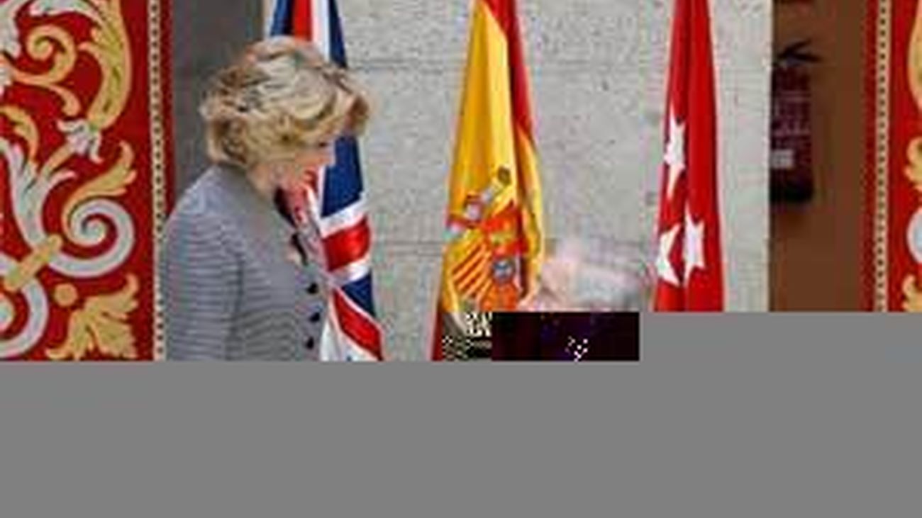 El Príncipe de Gales visita la Real Casa de Correos