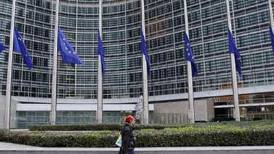 Fitch alerta del elevado riesgo de contagio de una  reestructuración de la deuda griega para la banca alemana