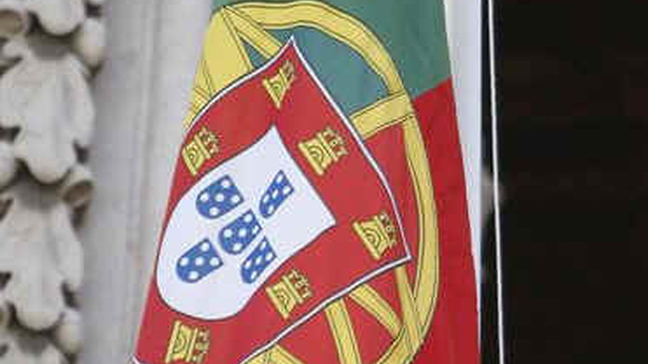 Fitch deja el 'rating' de Portugal al borde del 'bono basura'