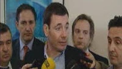 Gómez reclama un banco público en la región para financiar proyectos de inversión