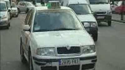 Gallardón ve "prácticamente imposible la picaresca" con la nueva ordenanza del Taxi