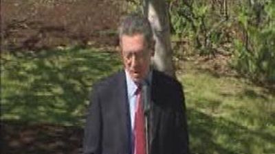 Gallardón implantará el  modelo de gestión  integral del Juan Carlos I en todos los parques