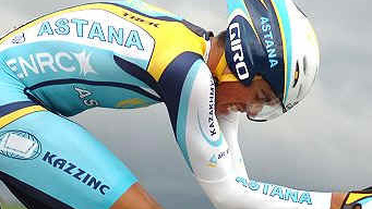 Contador gana la contrarreloj y Tondo se hace con el maillot de líder
