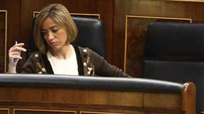 Chacón propondrá una prórroga indefinida de la misión española en Libia