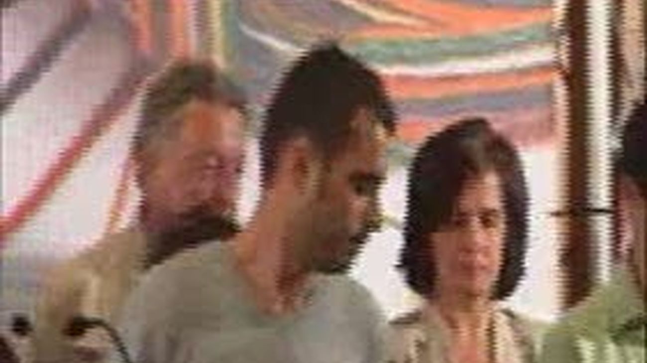 La AVT dice que si no se ilegaliza del todo Bildu es porque el Gobierno quiere "que ETA vuelva a las instituciones"