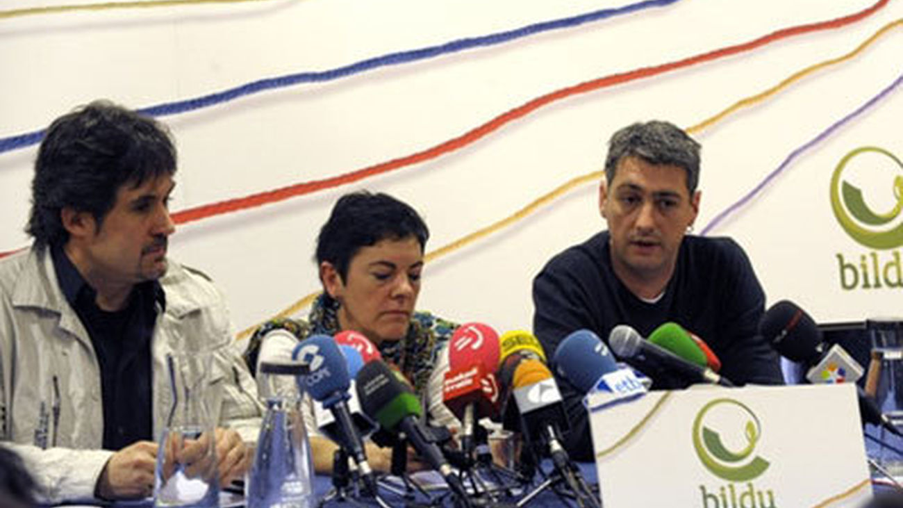 Bildu condiciona la disolución de ETA a una negociación