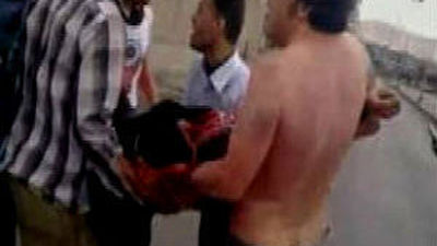 El régimen sirio utiliza tanques y francotiradores contra civiles en Deraa