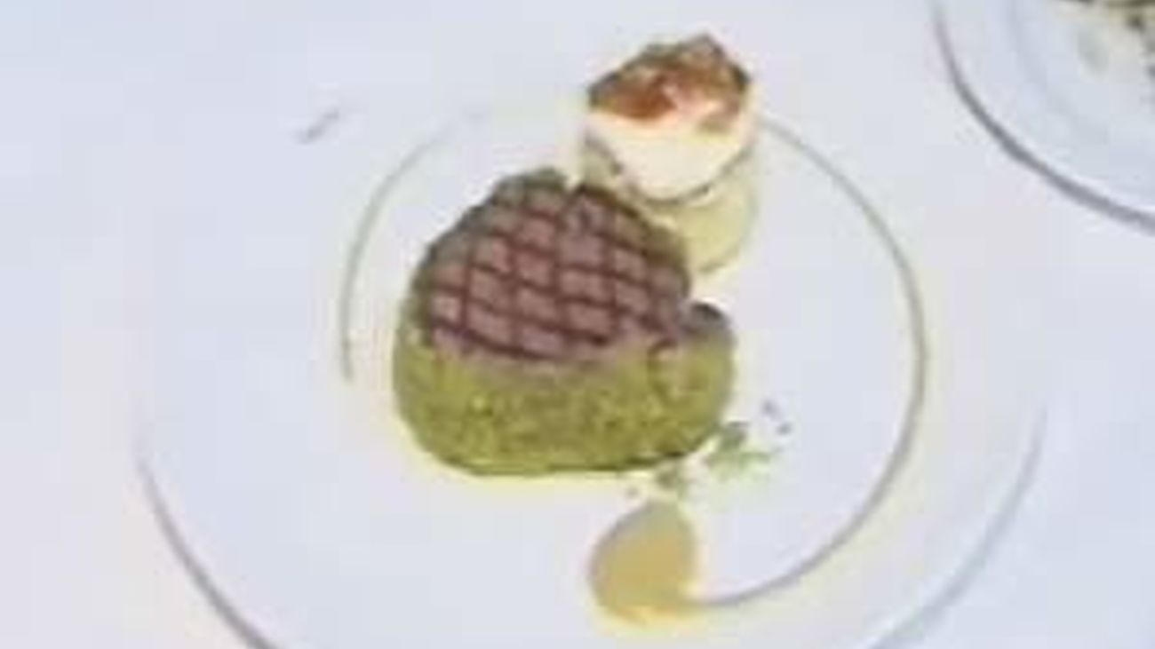 Receta de habitas con jamón y foie