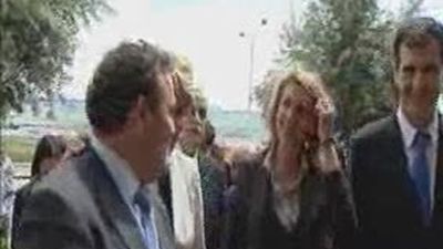 Aguirre dice que la crisis "no es un fenómeno atmosférico"  y señala que el paro sube en las comunidades socialistas