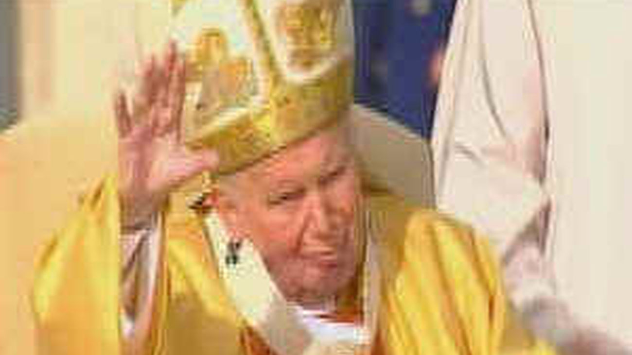 Juan Pablo II estuvo 27 años al frente del Pontificado, en los que sufrió un atentado e instauró las JMJ
