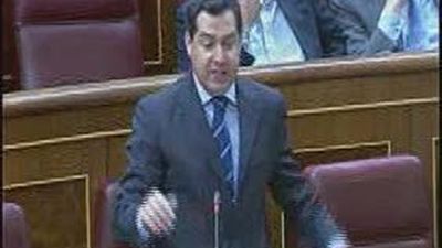 Chaves reta al PP a ponerle una querella por los ERE